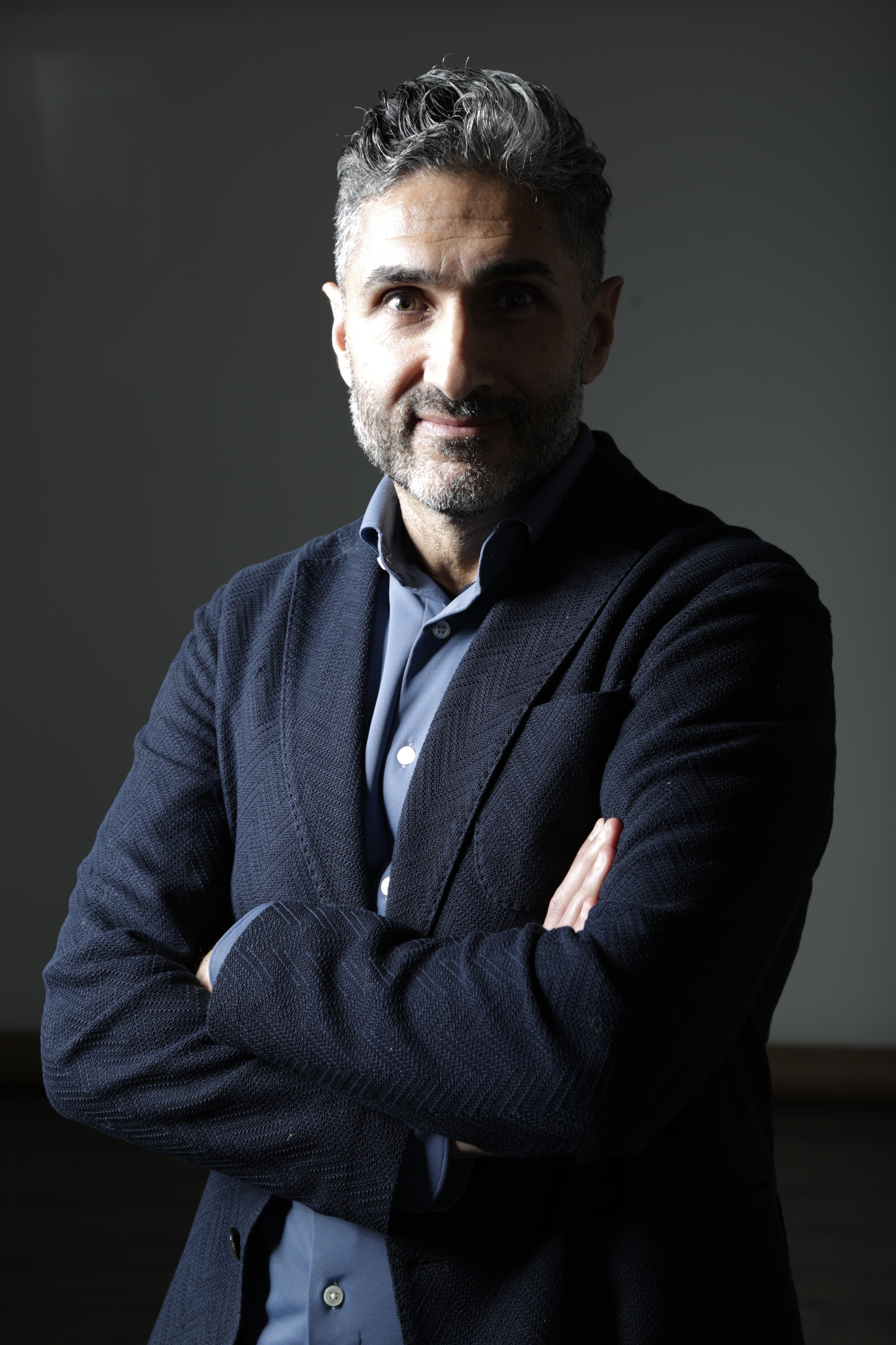 Portrait von Bamdad Esmaili